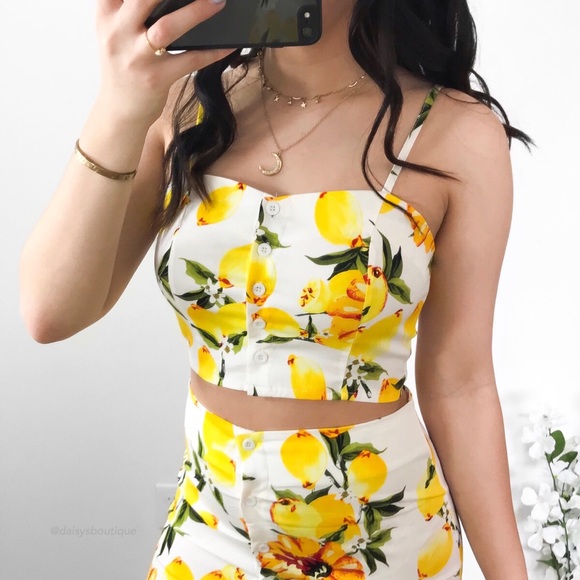 ❤️SALE❤️ Lemon two piece button up top skirt set - Picture 3 of 4